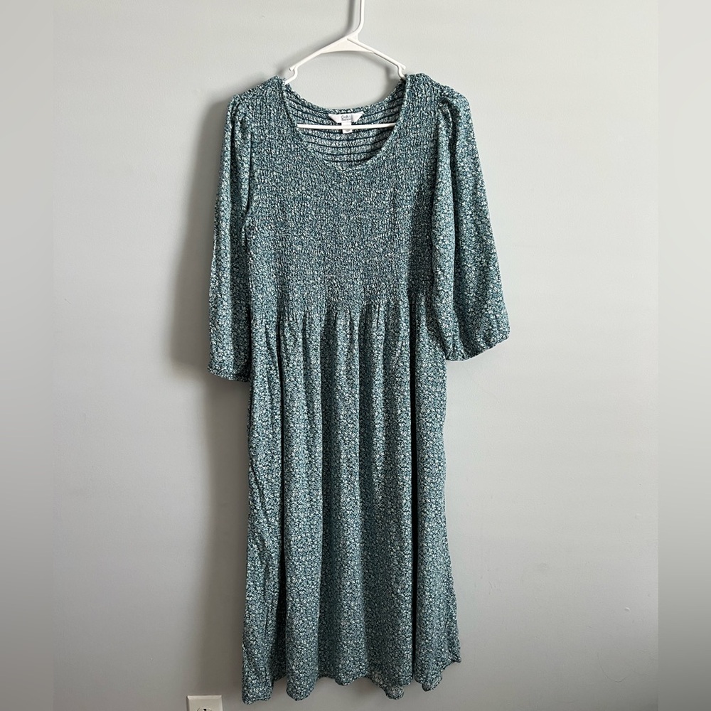 Croft and Barrow Smocked Dress